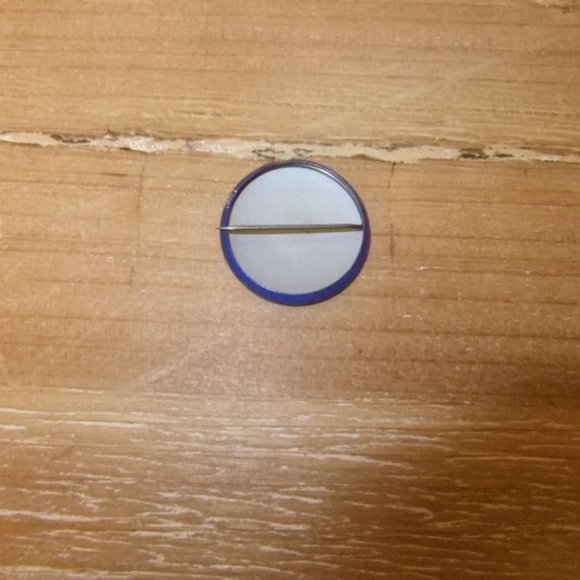 "Let's make America great again" Ronald Reagan Pin - Picture 2 of 3